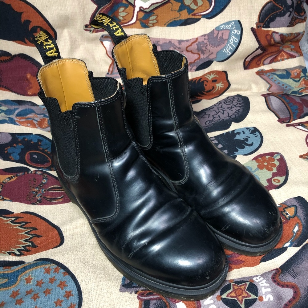 Dr. Martens 2976 Chelsea Boot